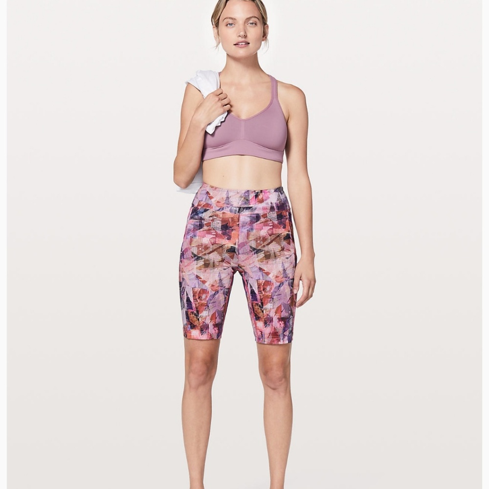 Lululemon shorts - Picture 2 of 7